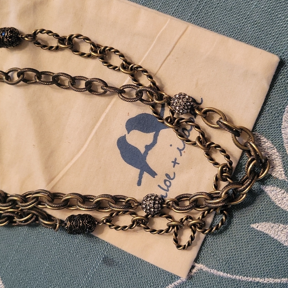 Chloe & Isabel Convertible chain necklace.